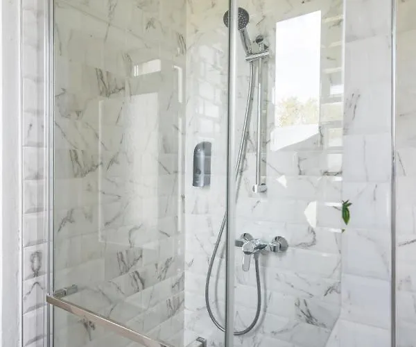 Lägenhet Cozy & Modern Flat Next To M12 Front Populaire Saint-Denis (Seine-Saint-Denis)